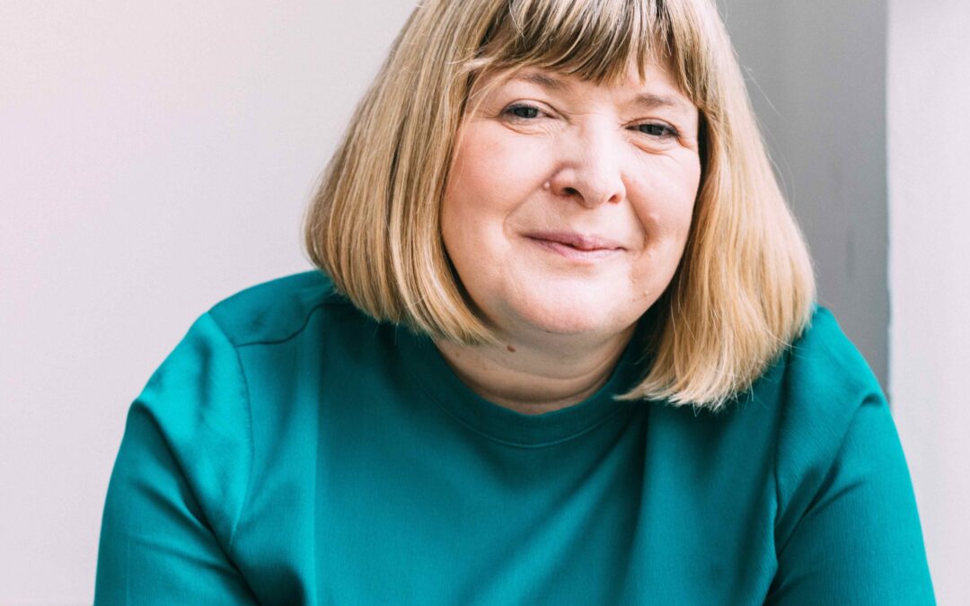 Tracey Messenger